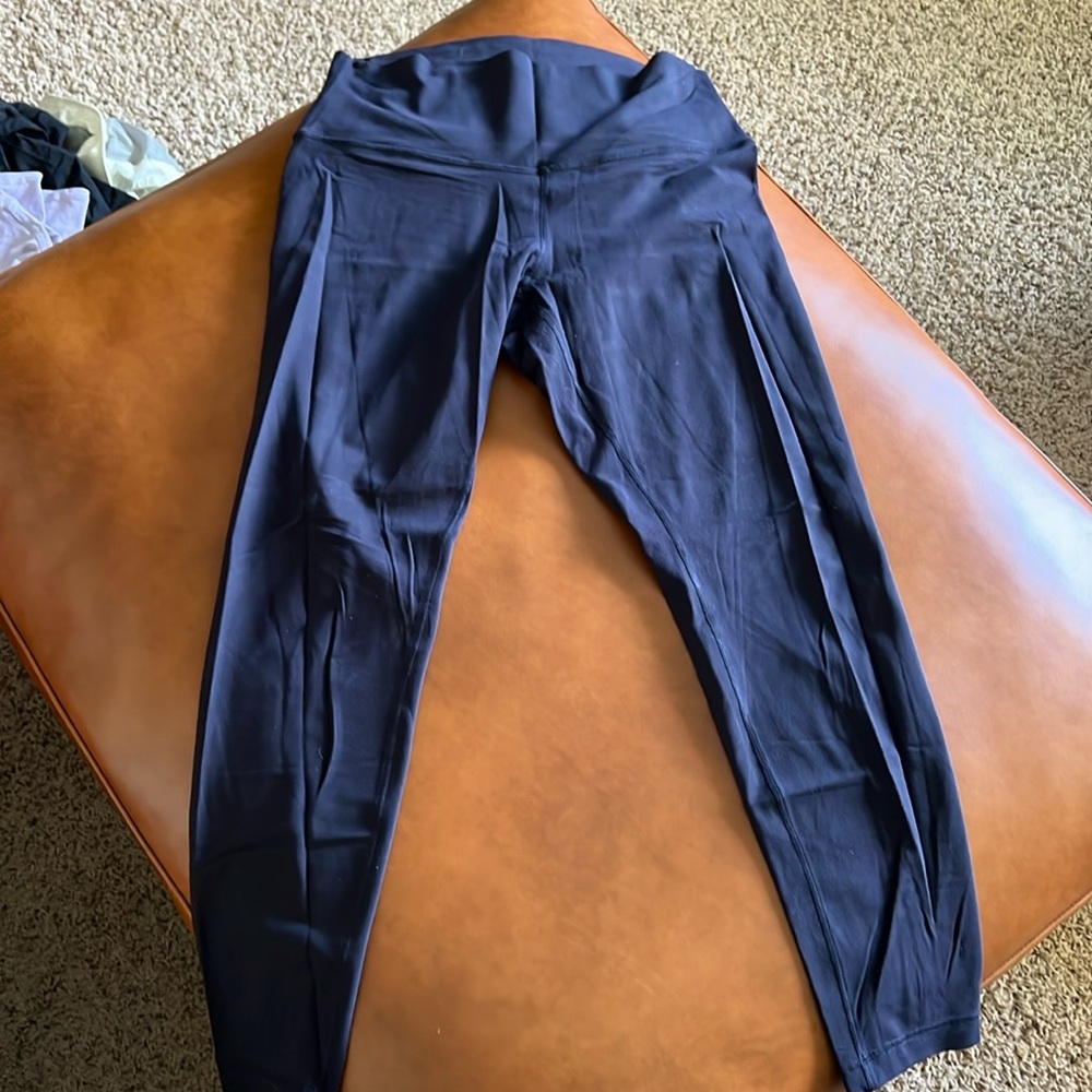 Lululemon Wunder Under high rise crop 23”, full on luxtreme, navy, 10